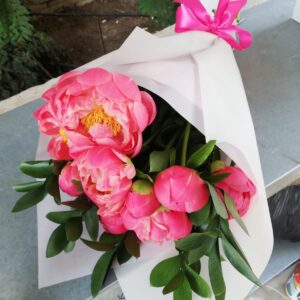 RAMO DE PEONIAS