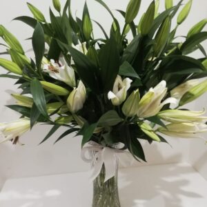 FLORERO LILIUM BLANCOS ORIENTALES